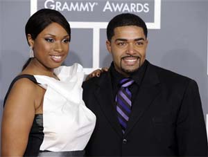 Jennifer, Otunga Set Date For Marriage!