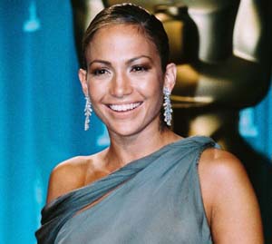 J.Lo keeps diamonds worth $50,000 she borrowed for show
