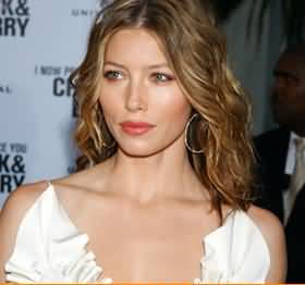 Jessica Biel believes aliens do exist