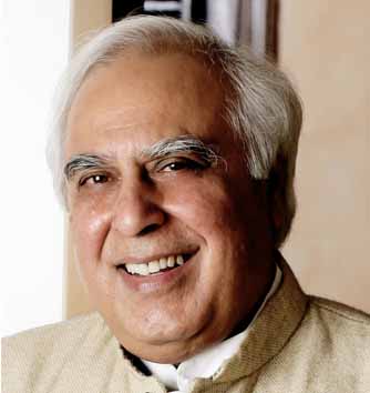 Telecom heads to meet Sibal to expresses concerns over recommendations