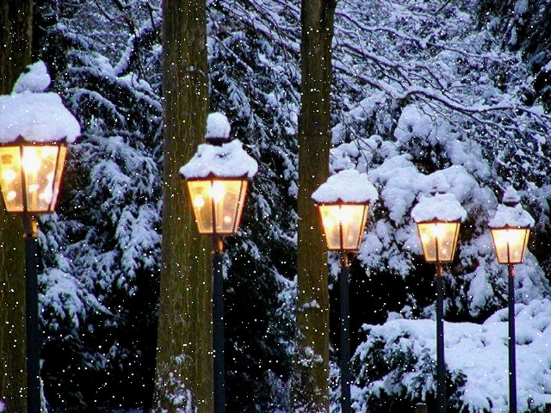 Kargil in deep freeze, Kashmir shivers with cold 