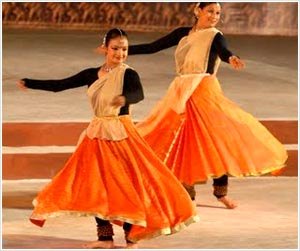 And now, for a bit of kathak in the Commons