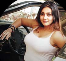 Apex court dismisses 22 cases against actress Khushboo