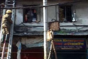 13 killed, several injured in Kolkata fire, TMC targets Left 