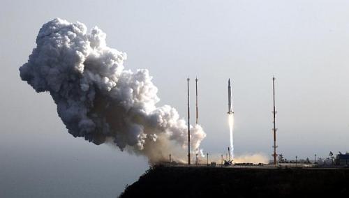 South Korea successfully launches satellite into orbit