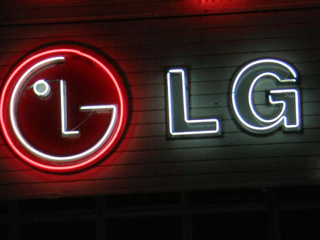LG