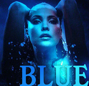 Lara Flaunts Her Sexy Bikini Look In ‘Blue’