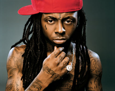 Lil Wayne faces jail time in weapon possession case