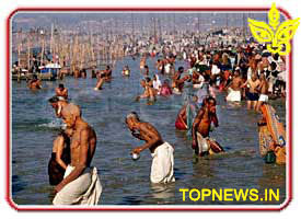 Devotee celebrate ''Makar Sankranti'' with a holy dip in Ganges