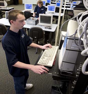 Managing computer energy consumption can save 80 dollars a year 