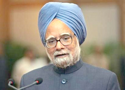 Manmohan Singh says Advani weak, not him