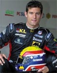 Australian racing driver Mark Webber breaks leg in bike crash 