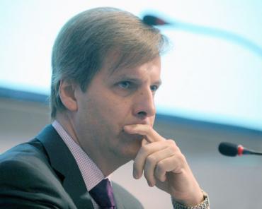 Argentine court reinstates sacked Central Bank chief