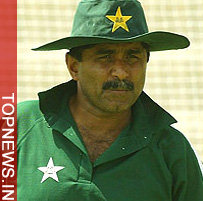 Miandad may be offered “more powers” to take back resignation