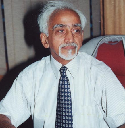 Ansari urges Malawi Indians to harness potential for bilateral cooperation