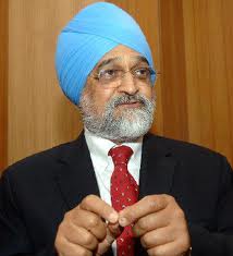  Montek and Jairam reach agreement on ‘poverty line’ 