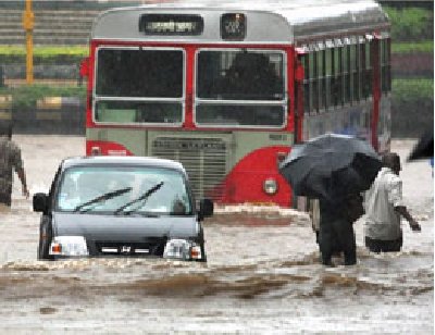 944 mm of rainfall 