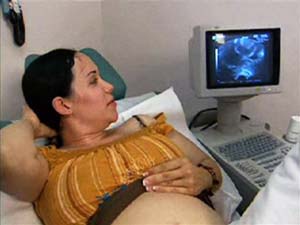 Video of Octomom giving birth ''up for grabs''
