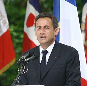 Sarkozy gives birth to a new hope at Copenhagen, backs calls to keep Kyoto Protocol
