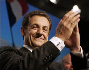 Sarkozy presents Clint Eastwood with French honour