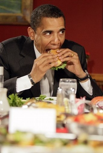  Obama’s love for cheeseburgers witnessed again