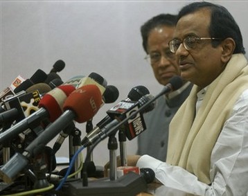 Home Ministry says Chidambaram did not avoid journalist''s query