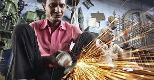 India’s HSBC Services Purchasing Managers' Index falls to 50.7 in April