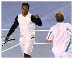 Paes-Dlouhy survive first round scare 