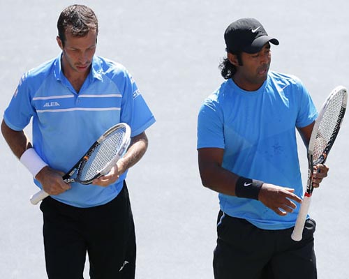 No 2 seeds Paes, Stepanek stunned