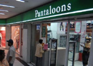 Future Retail posts steep fall in net profit; shares slip 