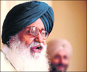 Bathinda refinery to start functioning by June 2011: Badal 