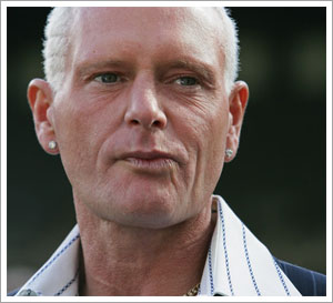 Gazza pays heartfelt tribute to ex-manager Bobby Robson