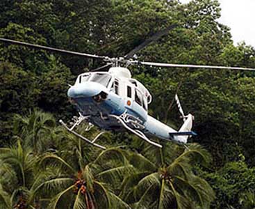 Search on for missing chopper carrying Philippine president's staff 