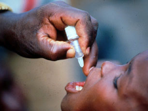 Polio vaccine sends a panic wave among parents