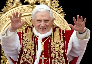 Pope Benedict spends first night after retirement in front of TV 