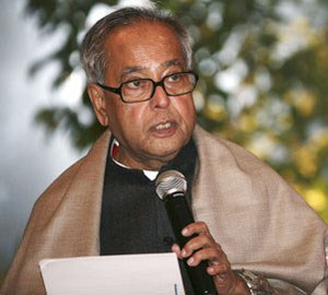 Left tries to put pressure on the government over fuel price hike