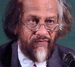 Pachauri defends govt on accord