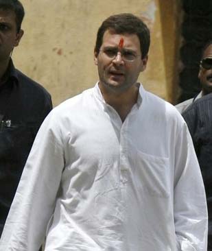 Rahul blames states for Maoist menace