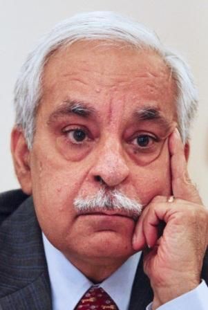 Telecom tariff war to end in three years: TRAI Chairman