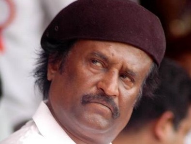 Rajnikanth consoles Kannada superstar's family