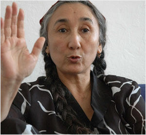 Australia parries China protests over Uighur leader Kadeer's visit