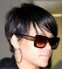 Rihanna to launch her own perfume
