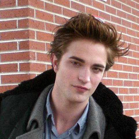 Robert-Pattinson.jpg