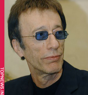 Bee Gees’ Robin Gibbs condemns copyright infringement