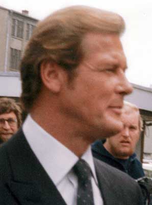 Sir Roger Moore admits to fibbing in interviews