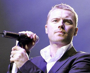 RONAN Keating | TopNews