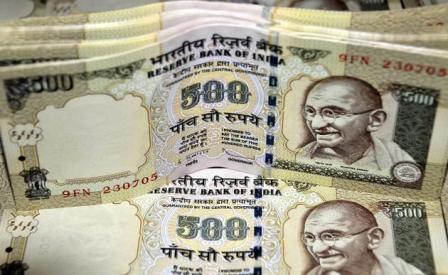 Rupee hits 8-month high on back of strong dollar inflows