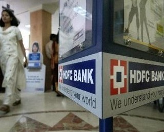SBI and HDFC tussle in home loan segment continues