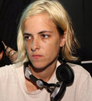 Samantha Ronson’s mum says her daughter is doing fine post split