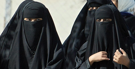 Saudi women create history by attending first Shura Council session